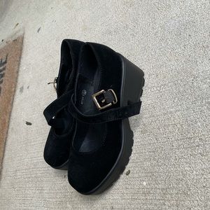 black platform mary janes